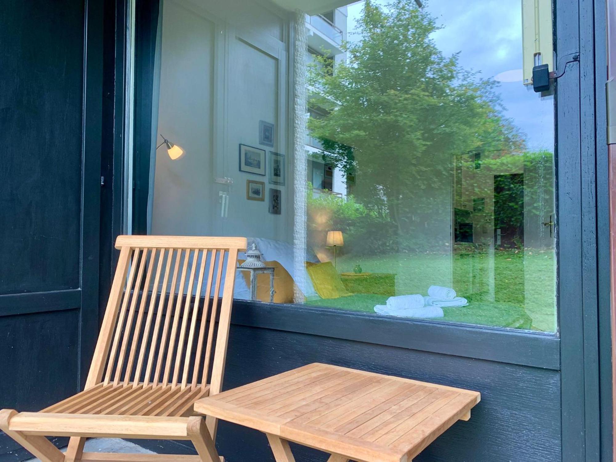 Tt Living Apartment Luebeck I Souterrain Wohnung Mit Terrasse I Naehe Hbf I Kostenlos Parken Exterior photo