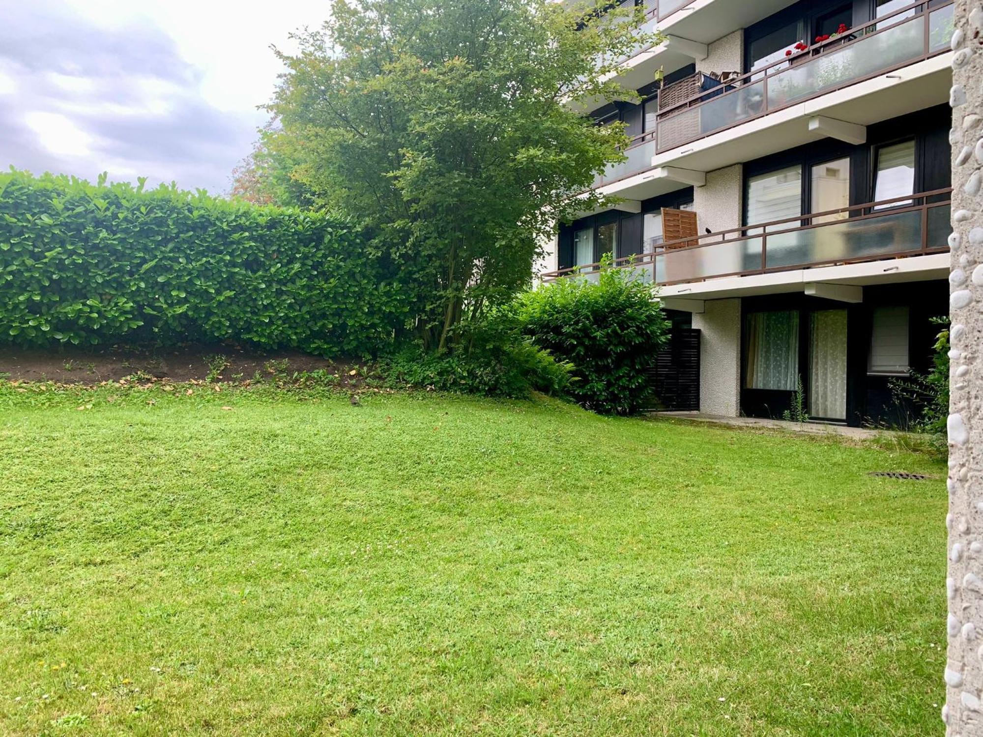 Tt Living Apartment Luebeck I Souterrain Wohnung Mit Terrasse I Naehe Hbf I Kostenlos Parken Exterior photo